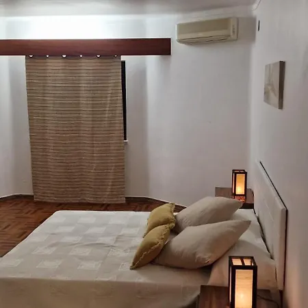 Adam House Hotell Olhão